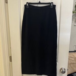 St. John Classic Black Pencil Skirt